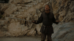 extant_GameOfThrones_4x02-TheLionAndTheRose_0547