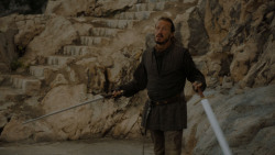 extant_GameOfThrones_4x02-TheLionAndTheRose_0548