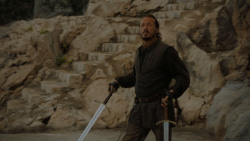 extant_GameOfThrones_4x02-TheLionAndTheRose_0550