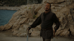extant_GameOfThrones_4x02-TheLionAndTheRose_0552