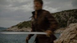 extant_GameOfThrones_4x02-TheLionAndTheRose_0598