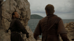 extant_GameOfThrones_4x02-TheLionAndTheRose_0599