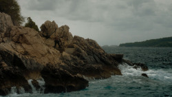 extant_GameOfThrones_4x02-TheLionAndTheRose_0611