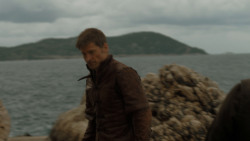 extant_GameOfThrones_4x02-TheLionAndTheRose_0618