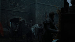 extant_GameOfThrones_4x02-TheLionAndTheRose_0667