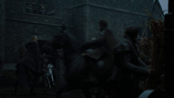extant_GameOfThrones_4x02-TheLionAndTheRose_0670