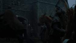 extant_GameOfThrones_4x02-TheLionAndTheRose_0671
