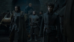 extant_GameOfThrones_4x02-TheLionAndTheRose_0676