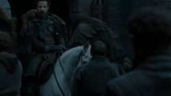 extant_GameOfThrones_4x02-TheLionAndTheRose_0681