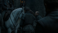extant_GameOfThrones_4x02-TheLionAndTheRose_0685