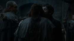 extant_GameOfThrones_4x02-TheLionAndTheRose_0714
