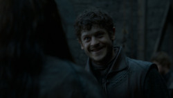 extant_GameOfThrones_4x02-TheLionAndTheRose_0719