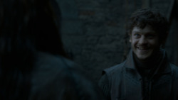 extant_GameOfThrones_4x02-TheLionAndTheRose_0720