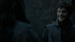 extant_GameOfThrones_4x02-TheLionAndTheRose_0721