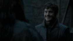 extant_GameOfThrones_4x02-TheLionAndTheRose_0722
