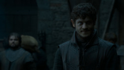 extant_GameOfThrones_4x02-TheLionAndTheRose_0748