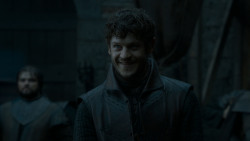 extant_GameOfThrones_4x02-TheLionAndTheRose_0753