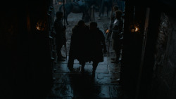 extant_GameOfThrones_4x02-TheLionAndTheRose_0767