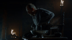 extant_GameOfThrones_4x02-TheLionAndTheRose_0773