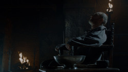 extant_GameOfThrones_4x02-TheLionAndTheRose_0775