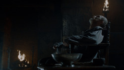 extant_GameOfThrones_4x02-TheLionAndTheRose_0778