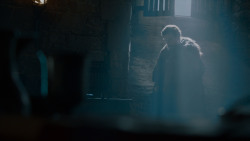extant_GameOfThrones_4x02-TheLionAndTheRose_0782
