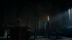 extant_GameOfThrones_4x02-TheLionAndTheRose_0799