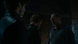 extant_GameOfThrones_4x02-TheLionAndTheRose_0804