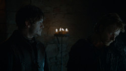 extant_GameOfThrones_4x02-TheLionAndTheRose_0816
