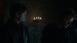 extant_GameOfThrones_4x02-TheLionAndTheRose_0817