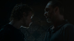 extant_GameOfThrones_4x02-TheLionAndTheRose_0821