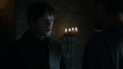 extant_GameOfThrones_4x02-TheLionAndTheRose_0843