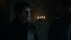 extant_GameOfThrones_4x02-TheLionAndTheRose_0847