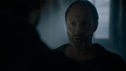 extant_GameOfThrones_4x02-TheLionAndTheRose_0854