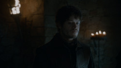 extant_GameOfThrones_4x02-TheLionAndTheRose_0860