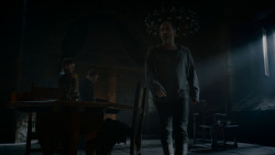 extant_GameOfThrones_4x02-TheLionAndTheRose_0866