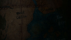 extant_GameOfThrones_4x02-TheLionAndTheRose_0877