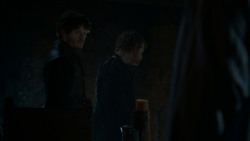 extant_GameOfThrones_4x02-TheLionAndTheRose_0893