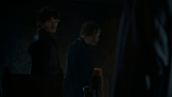 extant_GameOfThrones_4x02-TheLionAndTheRose_0895