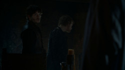 extant_GameOfThrones_4x02-TheLionAndTheRose_0898