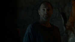 extant_GameOfThrones_4x02-TheLionAndTheRose_0903
