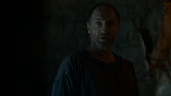 extant_GameOfThrones_4x02-TheLionAndTheRose_0906