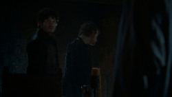 extant_GameOfThrones_4x02-TheLionAndTheRose_0908