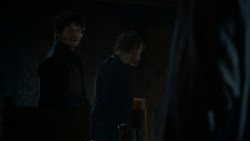 extant_GameOfThrones_4x02-TheLionAndTheRose_0909