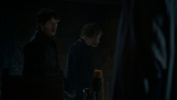 extant_GameOfThrones_4x02-TheLionAndTheRose_0913