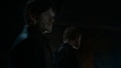 extant_GameOfThrones_4x02-TheLionAndTheRose_0919