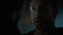 extant_GameOfThrones_4x02-TheLionAndTheRose_0931