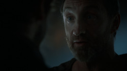 extant_GameOfThrones_4x02-TheLionAndTheRose_0935