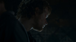 extant_GameOfThrones_4x02-TheLionAndTheRose_0950