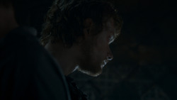extant_GameOfThrones_4x02-TheLionAndTheRose_0956
